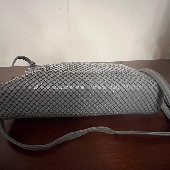 Whiting & Davis Purse Vintage 1980s gray metal mesh faux leather strap trim - Picture 6 of 12